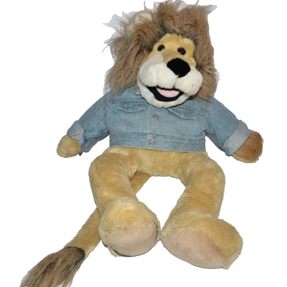 Macys Bullocks Rowland Lion Plush Hand Puppet 26”Denim Jacket Tags Vtg 1994